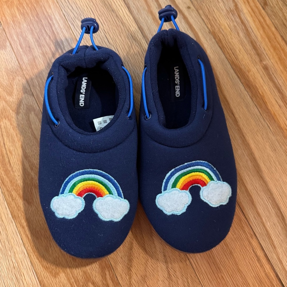 Lands End Kids Serious Sweats Slip On House Slippers, Rainbow Patch 🌈